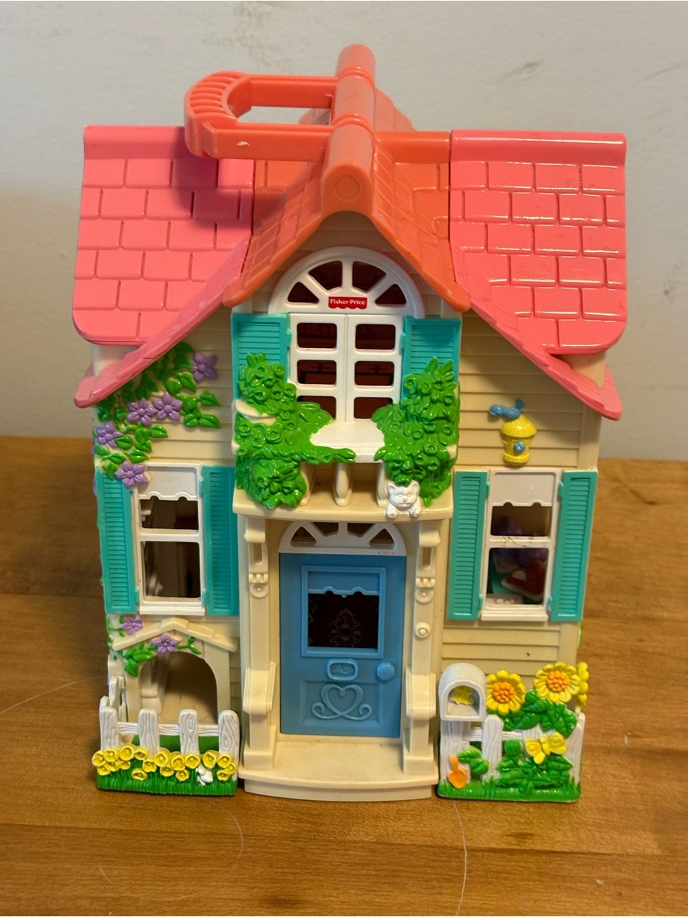 Fisher-Price Sweet Streets "Country Cottage" mini dollhouse